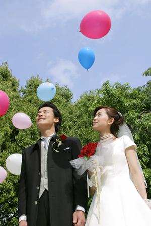 美女と野獣のファンにおすすめの結婚指輪